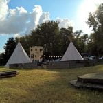 tipi, riddertent, stretchtent op Hembrug Happening, windcirkeltenten.nl verhuur natuurtenten