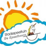 spelen in de tipi, indianentent in speeltuin de Eenhoorn in Hoorn, windcirkeltenten verhuur kasteeltenten en indianententen