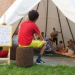 Concert in tipi - ‘Andy Merregaert – M – Museum Leuven – Gezinsfeest’. België
