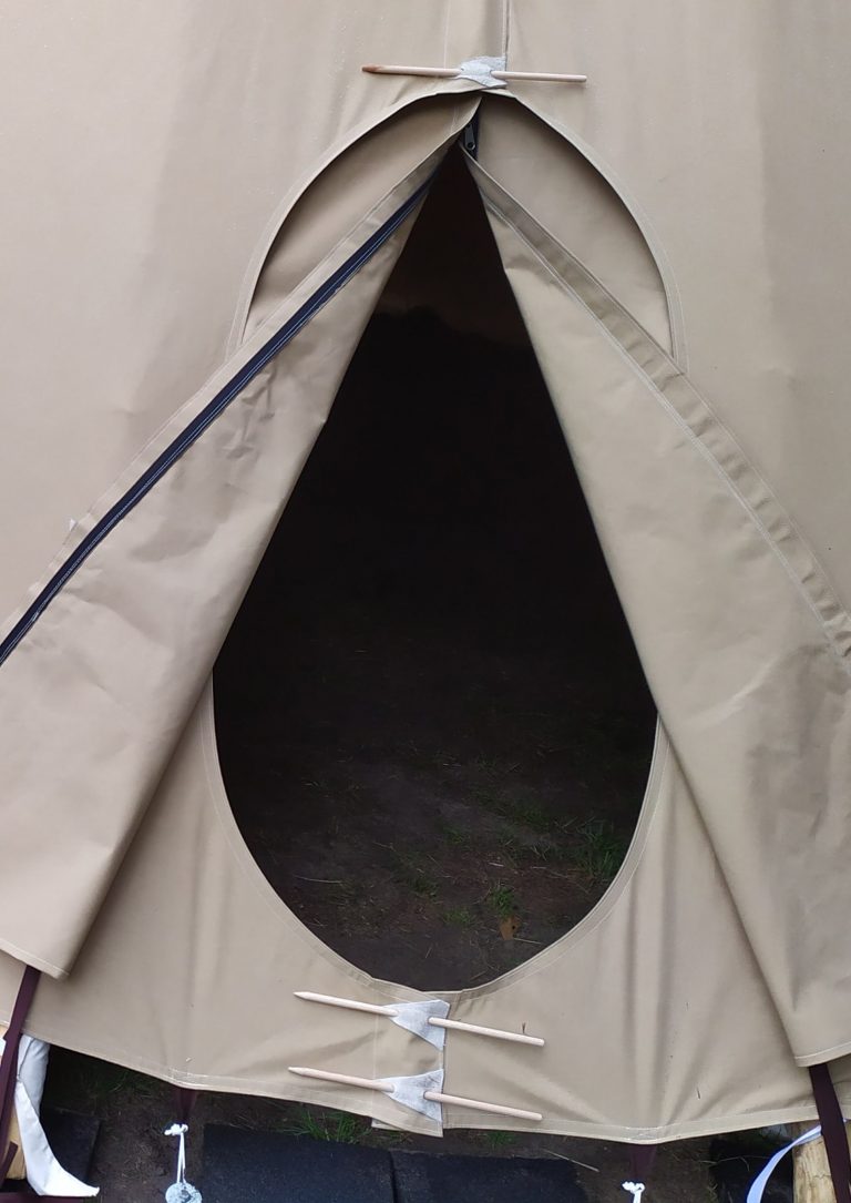 Tent deur voor indianententen met rits is een praktische optie bij aanschaf indianentent