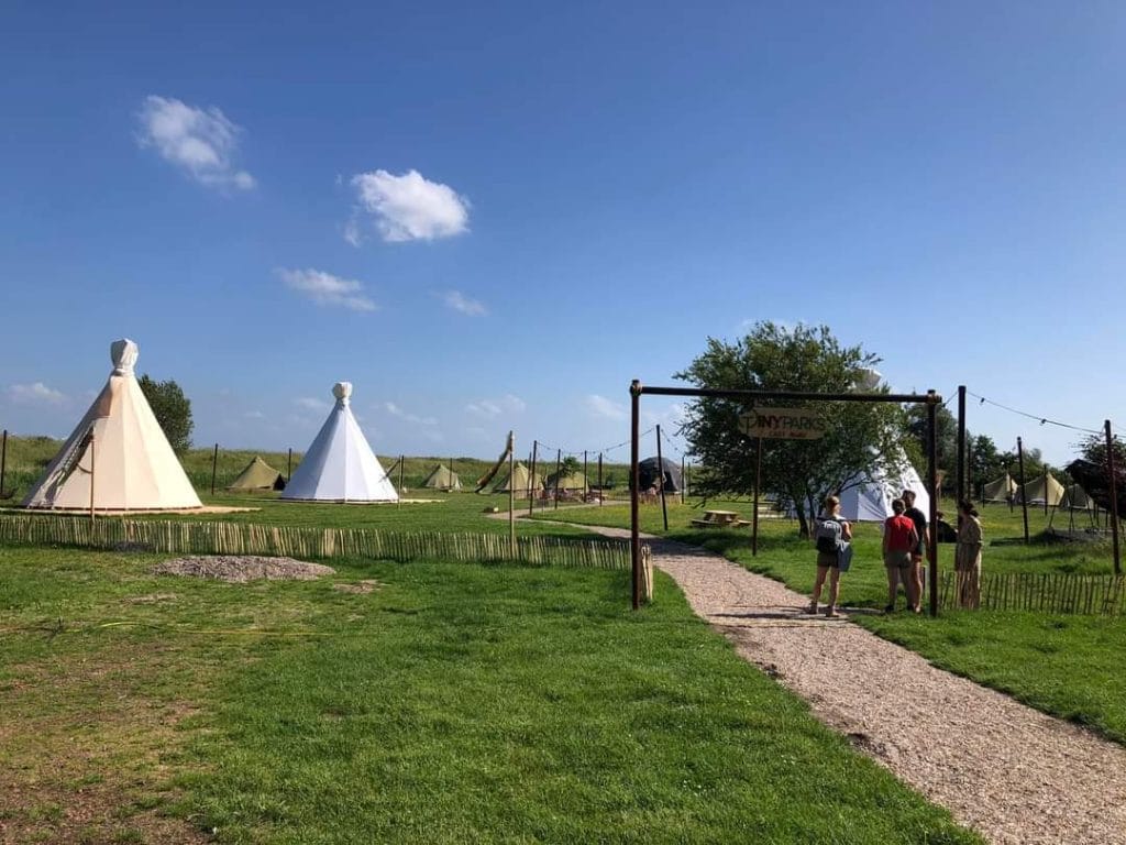 Tipi glamping tenten op camping - tipi kopen voor glamping